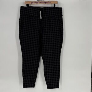 Torrid studio 1 Black and Gray Houndstooth Pants pull on pocket pixie 1R new